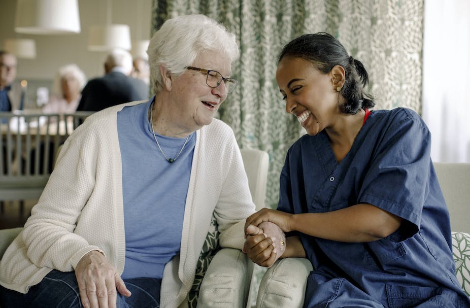 This course teaches students how to connect with older adults to forge intergenerational bonds and help alleviate loneliness and isolation